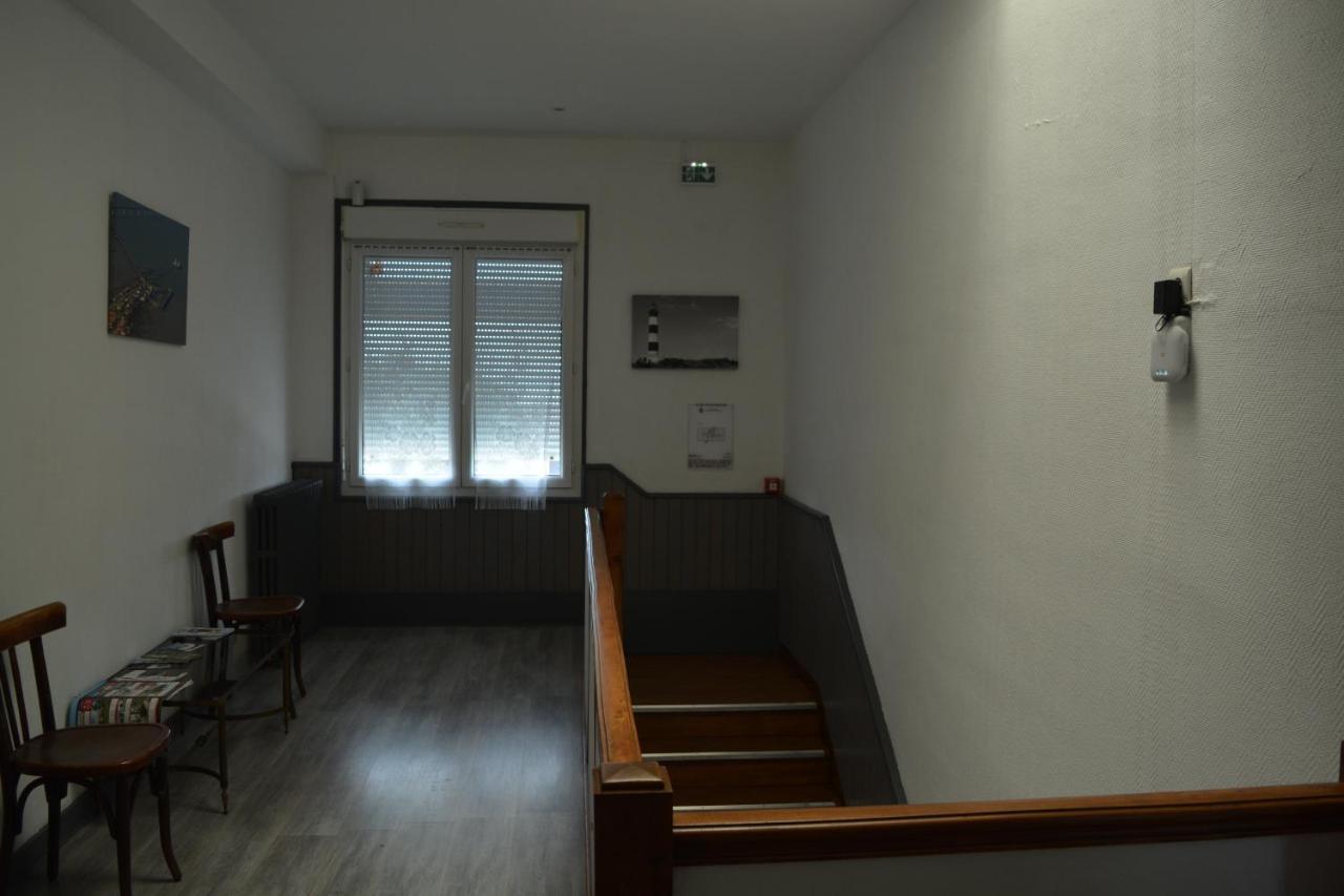 Logis Hotel Le Terminus Bourcefranc Экстерьер фото